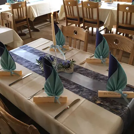 Landgasthof Zum Baren *