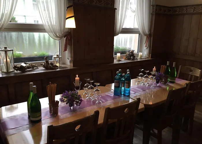 Landgasthof Zum Baren بيت ريفي *
