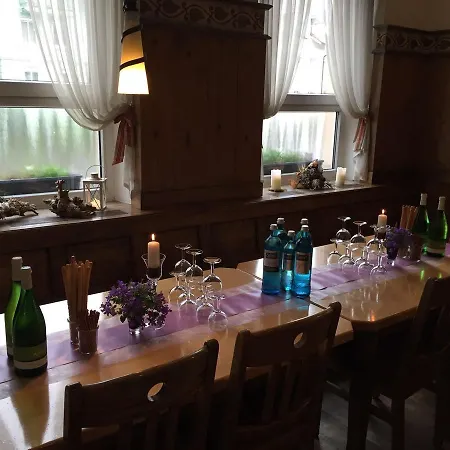 Landgasthof Baeren Värdshus *