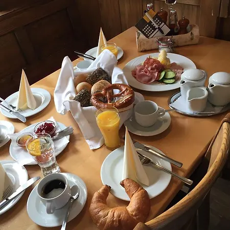 Värdshus Landgasthof Baeren Dietmannsried