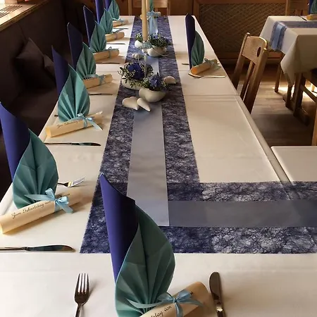 Landgasthof Baeren Värdshus Dietmannsried