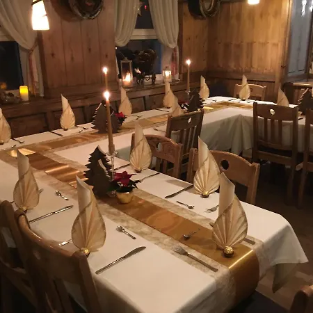 بيت ريفي Landgasthof Baeren